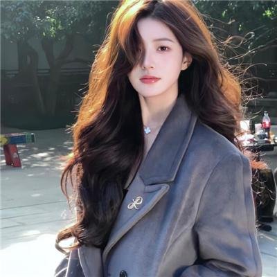 血笼于女海报